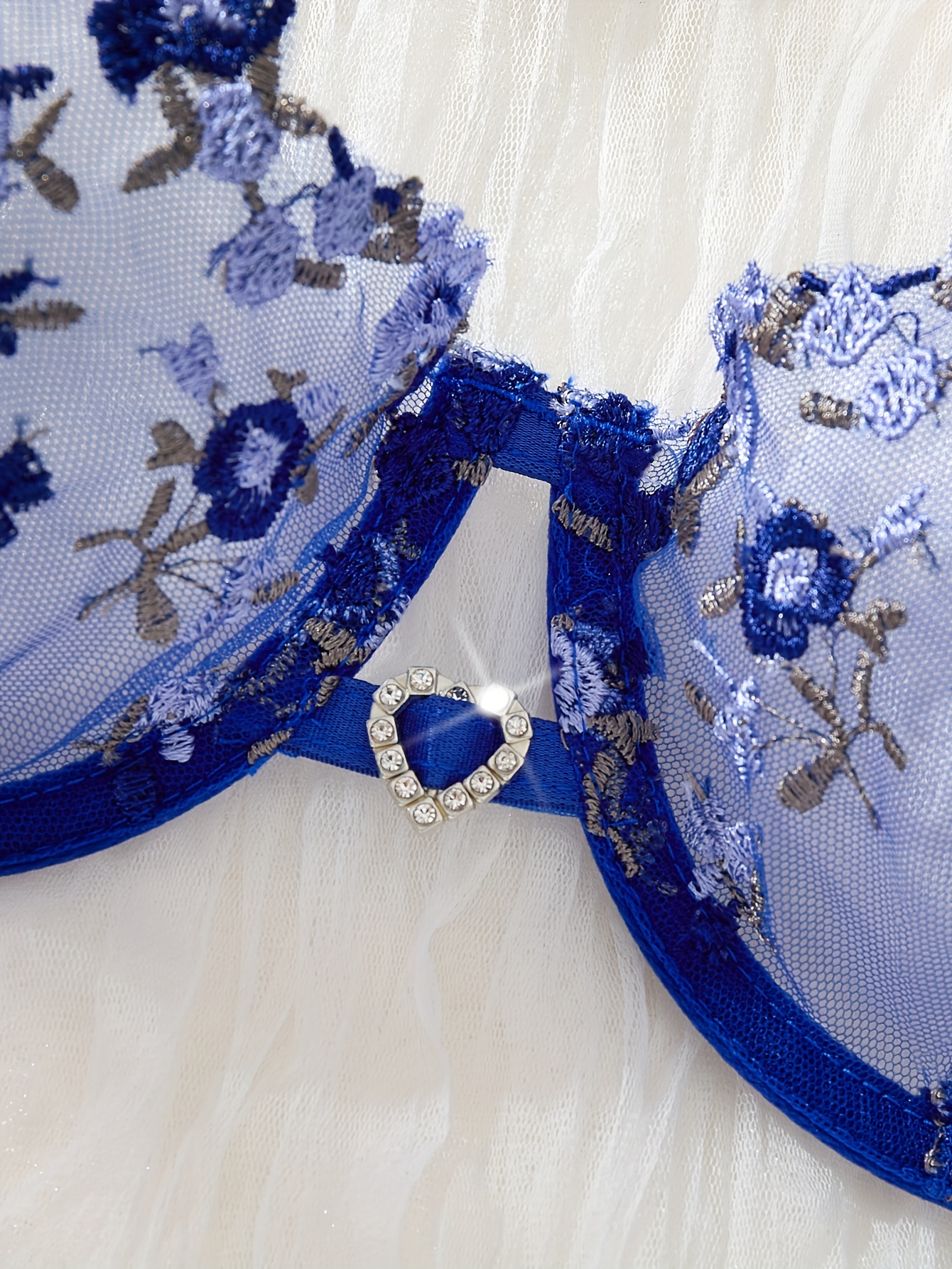 1 Set of Blue Thin Mesh French Embroidered Women'S Two-Piece Set, Nude-Feeling Skin-Friendly, Not Picky about Body Shape, Comfortable Underwear And Briefs - Image 4