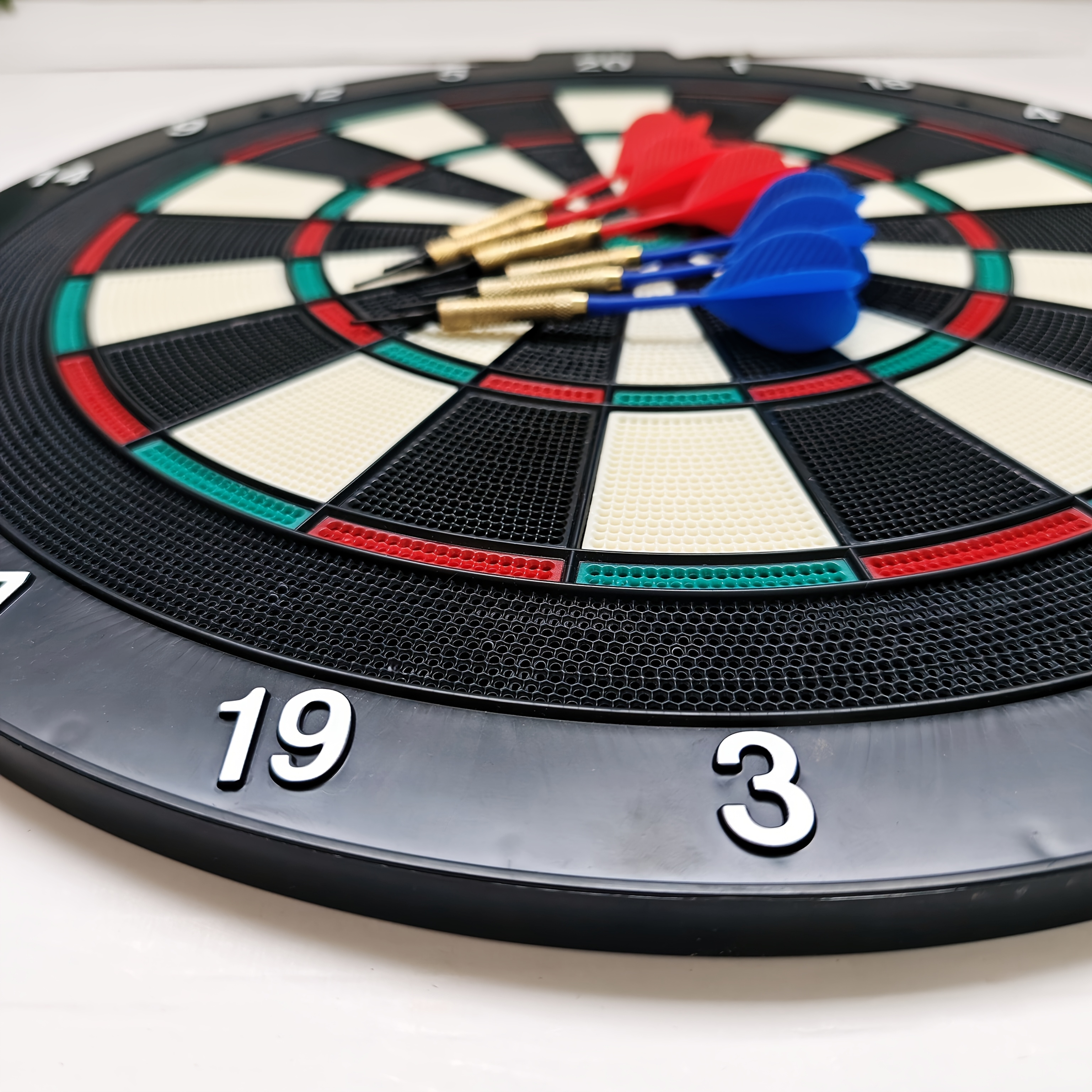 18-Inch Premium Black Safety Dartboard with 6 Exquisite Dart Set and 20 Soft-Tipped Darts - Ideal for Sports Training, Competitions, and Casual Use, Suitable for Indoor/Outdoor, Without Battery - Image 2